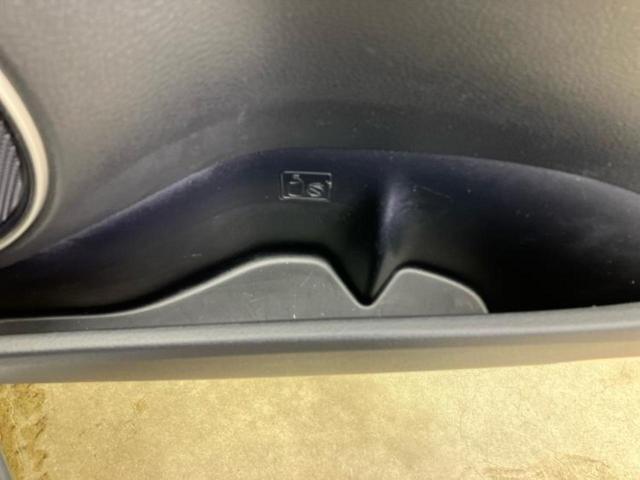 ハリアー ４ＷＤプログレス　ＪＢＬ／純正　９インチ　ＳＤナビ／トヨタセーフティセンス／パノラミックビューモニター／車線逸脱防止支援システム／シート　ハーフレザー／電動バックドア／ヘッドランプ　ＬＥＤ／Ｂｌｕｅｔｏｏｔｈ接続（44枚目）