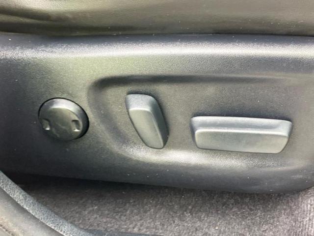 ハリアー ４ＷＤプログレス　ＪＢＬ／純正　９インチ　ＳＤナビ／トヨタセーフティセンス／パノラミックビューモニター／車線逸脱防止支援システム／シート　ハーフレザー／電動バックドア／ヘッドランプ　ＬＥＤ／Ｂｌｕｅｔｏｏｔｈ接続（45枚目）