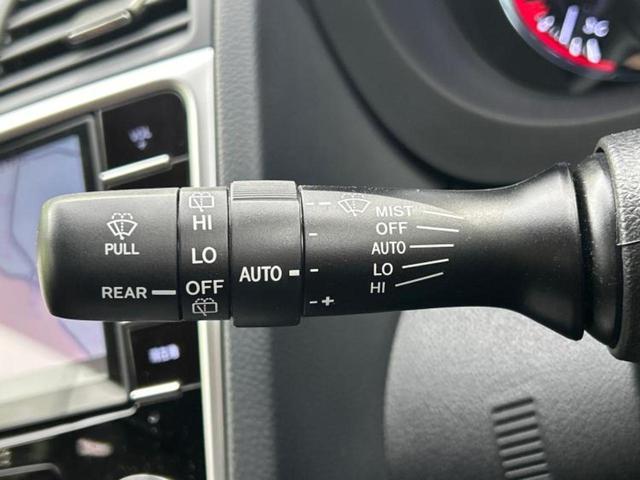 レヴォーグ ４ＷＤ１．６ＳＴＩスポーツアイサイト　新品タイヤ／ＳＴＩエアロ／純正　ＳＤナビ／アイサイト／シートヒーター　前席／車線逸脱防止支援システム／シート　合皮／ヘッドランプ　ＬＥＤ／Ｂｌｕｅｔｏｏｔｈ接続／ＥＴＣ／ＥＢＤ付ＡＢＳ　フルエアロ（17枚目）