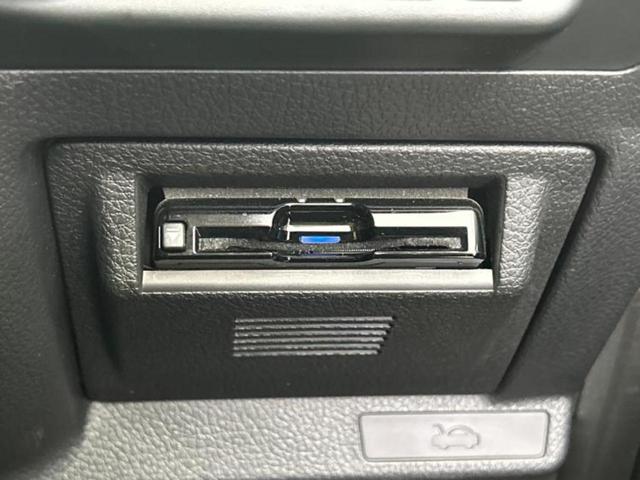 レヴォーグ ４ＷＤ１．６ＳＴＩスポーツアイサイト　新品タイヤ／ＳＴＩエアロ／純正　ＳＤナビ／アイサイト／シートヒーター　前席／車線逸脱防止支援システム／シート　合皮／ヘッドランプ　ＬＥＤ／Ｂｌｕｅｔｏｏｔｈ接続／ＥＴＣ／ＥＢＤ付ＡＢＳ　フルエアロ（28枚目）