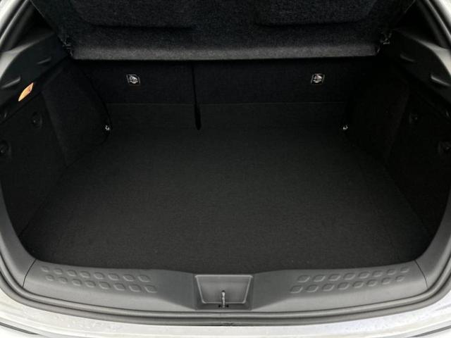 C-HR Gモードネロセーフティプラス2 ディスプレイオーディオ+ナビ8インチ/トヨタセーフティセンス/シートヒーター 前席/車線逸脱防止支援システム/シート ハーフレザー/ドライブレコーダー 純正/ヘッドランプ LED 衝突被害軽減システム(25枚目)