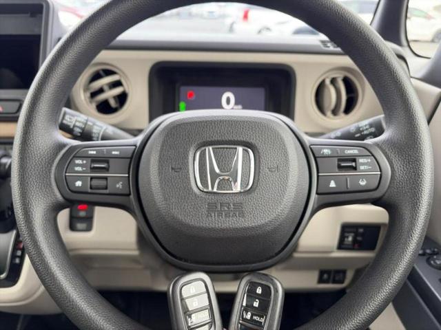 Ｎ－ＢＯＸ ヒョウジュン　保証書／ホンダセンシング／電動スライドドア／車線逸脱防止支援システム／ヘッドランプ　ＬＥＤ／ＥＢＤ付ＡＢＳ／横滑り防止装置／アイドリングストップ／禁煙車／エアバッグ　運転席／エアバッグ　助手席（10枚目）