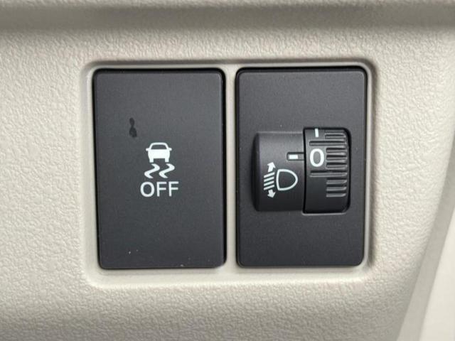 Ｎ－ＢＯＸ ヒョウジュン　保証書／ホンダセンシング／電動スライドドア／車線逸脱防止支援システム／ヘッドランプ　ＬＥＤ／ＥＢＤ付ＡＢＳ／横滑り防止装置／アイドリングストップ／禁煙車／エアバッグ　運転席／エアバッグ　助手席（16枚目）