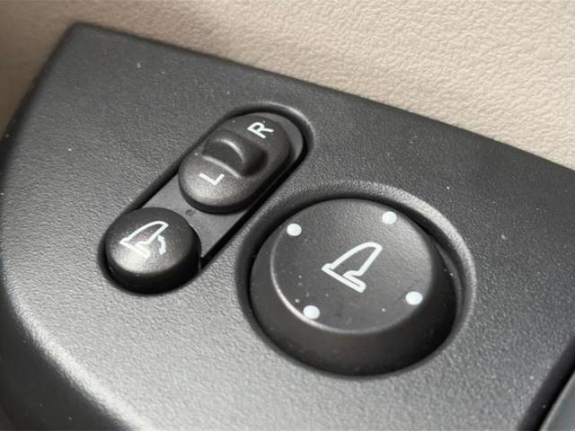 Ｎ－ＢＯＸ ヒョウジュン　保証書／ホンダセンシング／電動スライドドア／車線逸脱防止支援システム／ヘッドランプ　ＬＥＤ／ＥＢＤ付ＡＢＳ／横滑り防止装置／アイドリングストップ／禁煙車／エアバッグ　運転席／エアバッグ　助手席（18枚目）