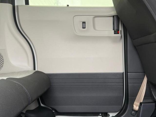 Ｎ－ＢＯＸ ヒョウジュン　保証書／ホンダセンシング／電動スライドドア／車線逸脱防止支援システム／ヘッドランプ　ＬＥＤ／ＥＢＤ付ＡＢＳ／横滑り防止装置／アイドリングストップ／禁煙車／エアバッグ　運転席／エアバッグ　助手席（23枚目）