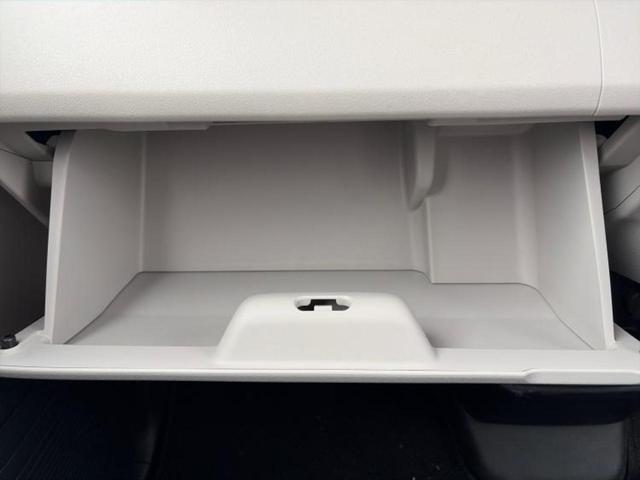 Ｎ－ＢＯＸ ヒョウジュン　保証書／ホンダセンシング／電動スライドドア／車線逸脱防止支援システム／ヘッドランプ　ＬＥＤ／ＥＢＤ付ＡＢＳ／横滑り防止装置／アイドリングストップ／禁煙車／エアバッグ　運転席／エアバッグ　助手席（27枚目）