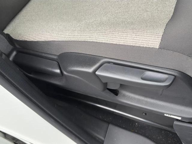 Ｎ－ＢＯＸ ヒョウジュン　保証書／ホンダセンシング／電動スライドドア／車線逸脱防止支援システム／ヘッドランプ　ＬＥＤ／ＥＢＤ付ＡＢＳ／横滑り防止装置／アイドリングストップ／禁煙車／エアバッグ　運転席／エアバッグ　助手席（39枚目）