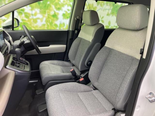 フリード ｅＨＥＶエアー　保証書／純正　８インチ　ナビ／ホンダセンシング／両側電動スライドドア／車線逸脱防止支援システム／登録済未使用車／ヘッドランプ　ＬＥＤ／ＵＳＢジャック／Ｂｌｕｅｔｏｏｔｈ接続／ＥＢＤ付ＡＢＳ　禁煙車（7枚目）