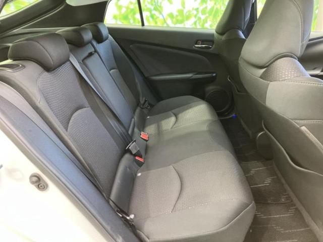 プリウス Ｓセーフティプラス２　保証書／純正　９インチ　ＳＤナビ／トヨタセーフティセンス／全方位モニター／車線逸脱防止支援システム／ヘッドランプ　ＬＥＤ／Ｂｌｕｅｔｏｏｔｈ接続／ＥＢＤ付ＡＢＳ／横滑り防止装置　衝突被害軽減システム（6枚目）