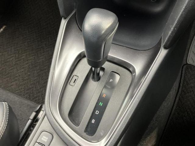 ヤリスクロス ハイブリッドＺ　保証書／ディスプレイオーディオ＋ナビ８インチ／トヨタセーフティセンス／シートヒーター　前席／パノラミックビューモニター／車線逸脱防止支援システム／シート　ハーフレザー／ドライブレコーダー　前後（27枚目）