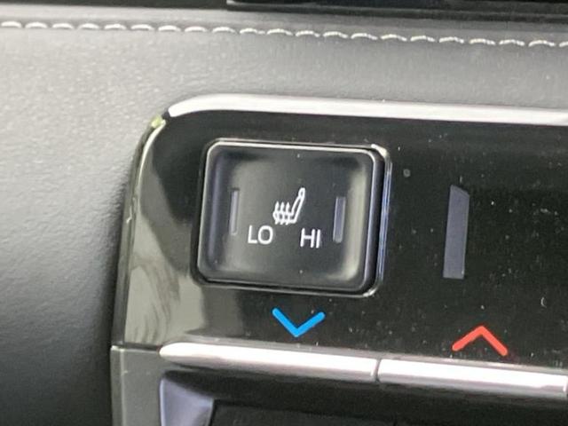 ノア ハイブリッドＳ－Ｚ　エアロ／保証書／純正　１０インチ　ＳＤナビ／フリップダウンモニター　純正　１３．２インチ／衝突安全装置／両側電動スライドドア／シートヒーター／パノラミックビューモニター／車線逸脱防止支援システム（39枚目）