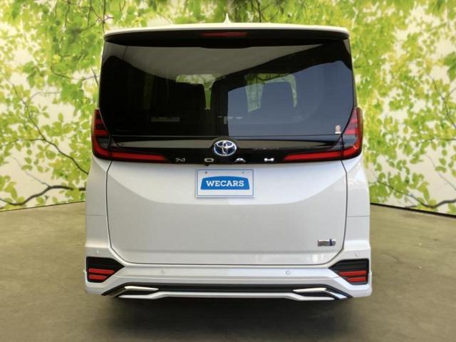 ノア ハイブリッドＳ－Ｚ　エアロ／保証書／純正　１０インチ　ＳＤナビ／フリップダウンモニター　純正　１３．２インチ／衝突安全装置／両側電動スライドドア／シートヒーター／パノラミックビューモニター／車線逸脱防止支援システム（47枚目）