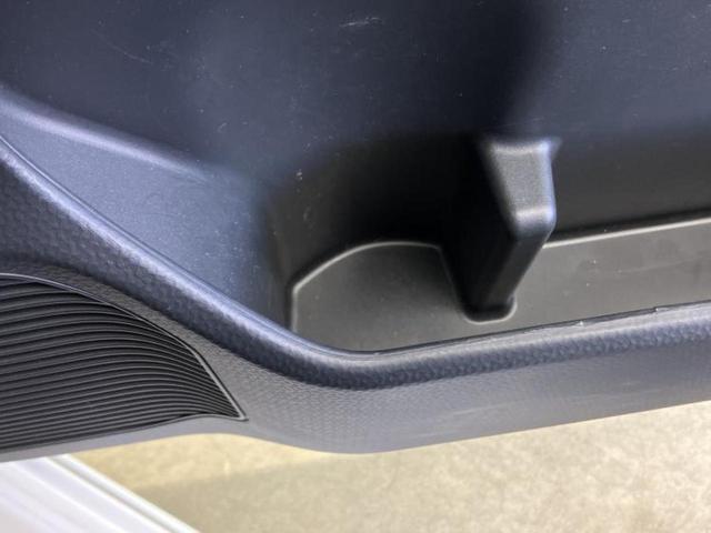 ルーミー カスタムＧ－Ｔ　モデリスタエアロ／保証書／純正　ＳＤナビ／トヨタセーフティセンス／両側電動スライドドア／シートヒーター　前席／車線逸脱防止支援システム／ドライブレコーダー　前後／ヘッドランプ　ＬＥＤ　フルエアロ（42枚目）