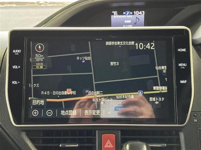 ヴォクシー ＺＳキラメキ３　新品タイヤ／エアロ／保証書／純正　１０インチ　ＳＤナビ／衝突安全装置／両側電動スライドドア／車線逸脱防止支援システム／シート　ハーフレザー／ＥＴＣ／ＥＢＤ付ＡＢＳ／横滑り防止装置／アイドリングストップ（9枚目）