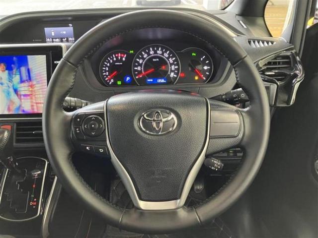 ヴォクシー ＺＳキラメキ３　新品タイヤ／エアロ／保証書／純正　１０インチ　ＳＤナビ／衝突安全装置／両側電動スライドドア／車線逸脱防止支援システム／シート　ハーフレザー／ＥＴＣ／ＥＢＤ付ＡＢＳ／横滑り防止装置／アイドリングストップ（17枚目）