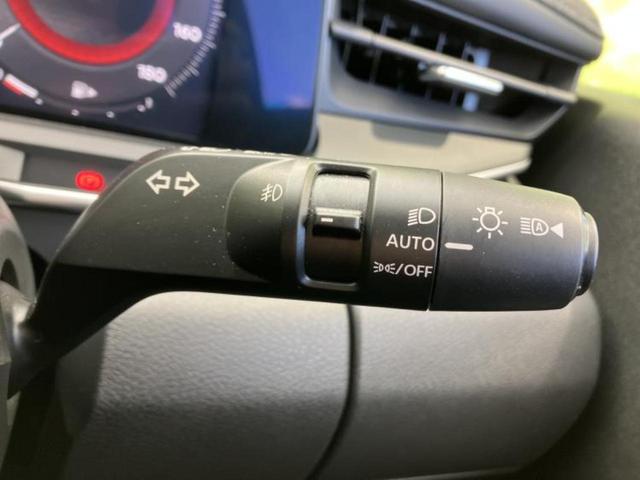 オーラ Ｇレザーエディション　純正　９インチ　メモリーナビ／インテリジェントルームミラー／エマージェンシーブレーキ／アラウンドビューモニター／車線逸脱防止支援システム／シート　フルレザー／ヘッドランプ　ＬＥＤ　革シート　ＥＴＣ（16枚目）