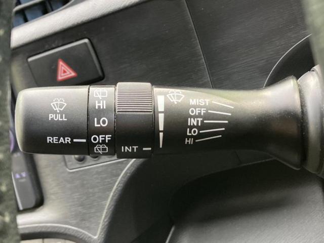 アクア G 新品タイヤ/純正 SDナビ/Bluetooth接続/ETC/EBD付ABS/横滑り防止装置/バックモニター/フルセグTV/DVD/エアバッグ 運転席/エアバッグ 助手席/パワーウインドウ バックカメラ(17枚目)