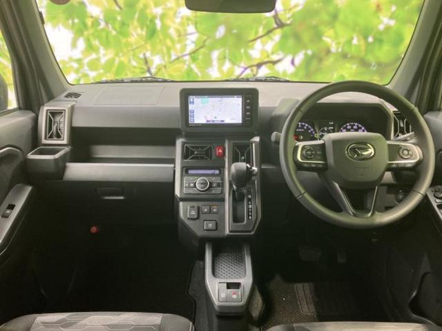 タフト Ｇダーククロムベンチャー　ガラスルーフ／保証書／社外　メモリーナビ／スマートアシスト（トヨタ・ダイハツ）／シートヒーター　前席／パノラマモニター／車線逸脱防止支援システム／ヘッドランプ　ＬＥＤ／ＵＳＢジャック　全周囲カメラ（4枚目）