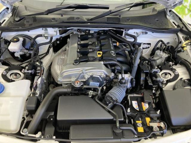 ロードスターＲＦ ＶＳホワイトセレクション　純正エアロ／保証書／純正　ＳＤナビ／アイアクティブセンス（マツダ）／シートヒーター／車線逸脱防止支援システム／シート　合皮／ドライブレコーダー　純正／ヘッドランプ　ＬＥＤ／Ｂｌｕｅｔｏｏｔｈ接続（44枚目）