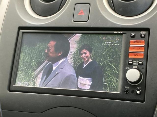 ノート Ｘ　新品タイヤ／純正　ＳＤナビ／ＥＴＣ／ＥＢＤ付ＡＢＳ／アイドリングストップ／ワンセグＴＶ／ＤＶＤ／エアバッグ　運転席／エアバッグ　助手席／パワーウインドウ／エンジンスタートボタン／キーレスエントリー（10枚目）