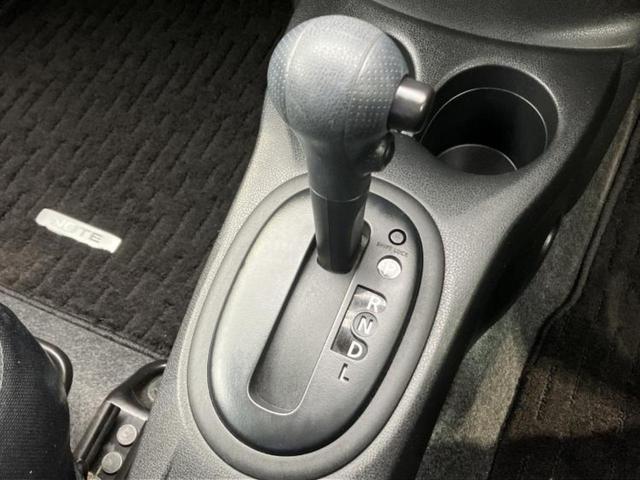 ノート Ｘ　新品タイヤ／純正　ＳＤナビ／ＥＴＣ／ＥＢＤ付ＡＢＳ／アイドリングストップ／ワンセグＴＶ／ＤＶＤ／エアバッグ　運転席／エアバッグ　助手席／パワーウインドウ／エンジンスタートボタン／キーレスエントリー（17枚目）