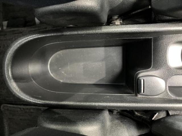 ノート Ｘ　新品タイヤ／純正　ＳＤナビ／ＥＴＣ／ＥＢＤ付ＡＢＳ／アイドリングストップ／ワンセグＴＶ／ＤＶＤ／エアバッグ　運転席／エアバッグ　助手席／パワーウインドウ／エンジンスタートボタン／キーレスエントリー（35枚目）