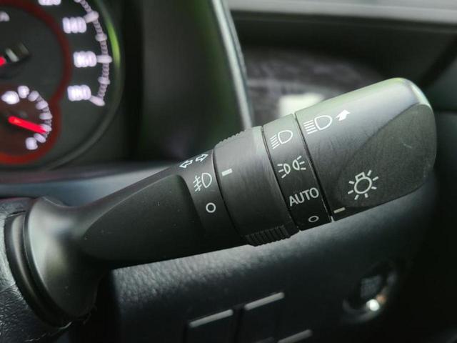 ヴェルファイア Ｚゴールデンアイズ　★★★新品タイヤ／ディスプレイオーディオ９インチ／トヨタセーフティセンス／両側電動スライドドア／車線逸脱防止支援システム／シート　合皮／電動バックドア／ドライブレコーダー　前後　衝突被害軽減システム（15枚目）