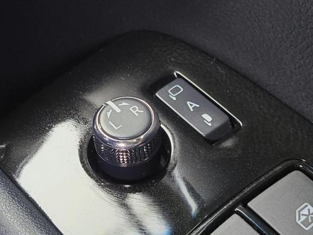 ヴェルファイア Ｚゴールデンアイズ　★★★新品タイヤ／ディスプレイオーディオ９インチ／トヨタセーフティセンス／両側電動スライドドア／車線逸脱防止支援システム／シート　合皮／電動バックドア／ドライブレコーダー　前後　衝突被害軽減システム（28枚目）