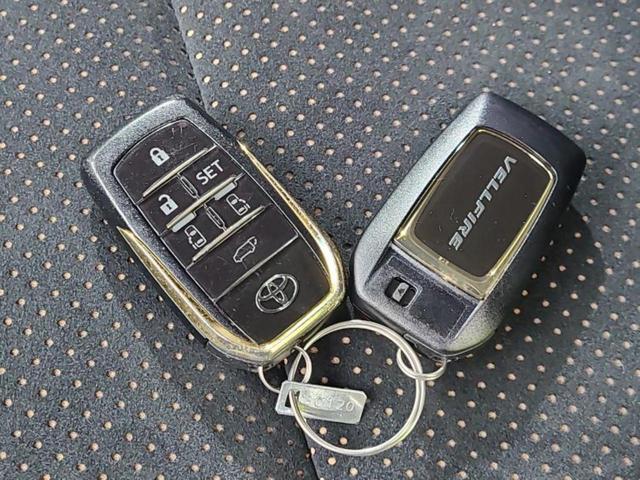 ヴェルファイア Ｚゴールデンアイズ　★★★新品タイヤ／ディスプレイオーディオ９インチ／トヨタセーフティセンス／両側電動スライドドア／車線逸脱防止支援システム／シート　合皮／電動バックドア／ドライブレコーダー　前後　衝突被害軽減システム（41枚目）