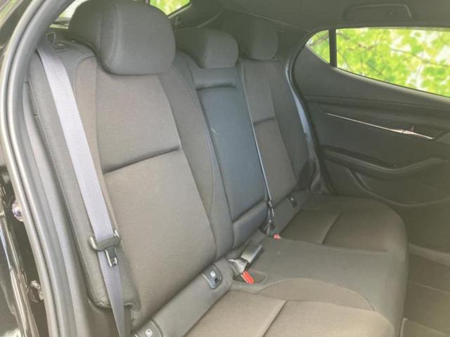 ＭＡＺＤＡ３ファストバック ２０Ｓプロアクティブツーリングセレクション　新品タイヤ／ＢＯＳＥ／純正　８．８インチ　メモリーナビ／アイアクティブセンス（マツダ）／シートヒーター　前席／車線逸脱防止支援システム／ドライブレコーダー　純正／ヘッドランプ　ＬＥＤ　バックカメラ（6枚目）