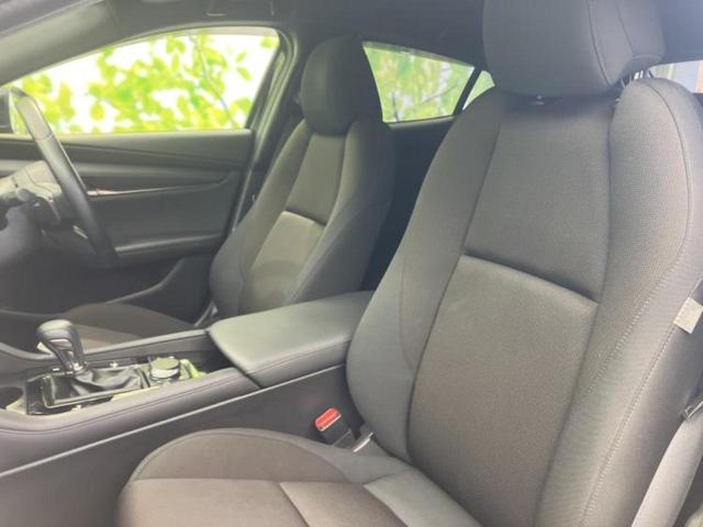 ＭＡＺＤＡ３ファストバック ２０Ｓプロアクティブツーリングセレクション　新品タイヤ／ＢＯＳＥ／純正　８．８インチ　メモリーナビ／アイアクティブセンス（マツダ）／シートヒーター　前席／車線逸脱防止支援システム／ドライブレコーダー　純正／ヘッドランプ　ＬＥＤ　バックカメラ（7枚目）