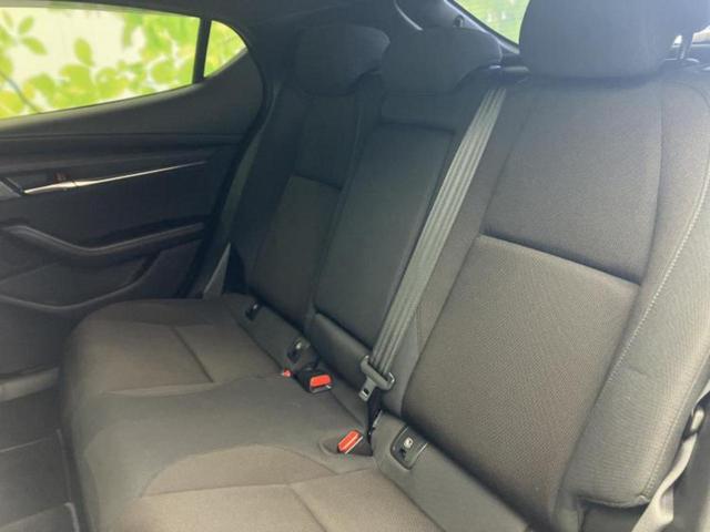 ＭＡＺＤＡ３ファストバック ２０Ｓプロアクティブツーリングセレクション　新品タイヤ／ＢＯＳＥ／純正　８．８インチ　メモリーナビ／アイアクティブセンス（マツダ）／シートヒーター　前席／車線逸脱防止支援システム／ドライブレコーダー　純正／ヘッドランプ　ＬＥＤ　バックカメラ（8枚目）
