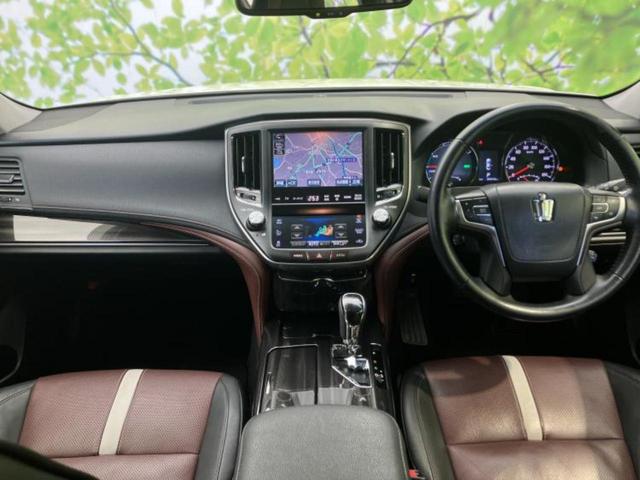 クラウンハイブリッド ハイブリッドアスリートSブラックスタイル 新品タイヤ/純正 HDDナビ/エアーシート 前席/シート フルレザー/ヘッドランプ HID/Bluetooth接続/ETC/EBD付ABS/横滑り防止装置/クルーズコントロール/バックモニター(4枚目)