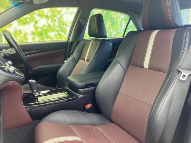 クラウンハイブリッド ハイブリッドアスリートSブラックスタイル 新品タイヤ/純正 HDDナビ/エアーシート 前席/シート フルレザー/ヘッドランプ HID/Bluetooth接続/ETC/EBD付ABS/横滑り防止装置/クルーズコントロール/バックモニター(7枚目)