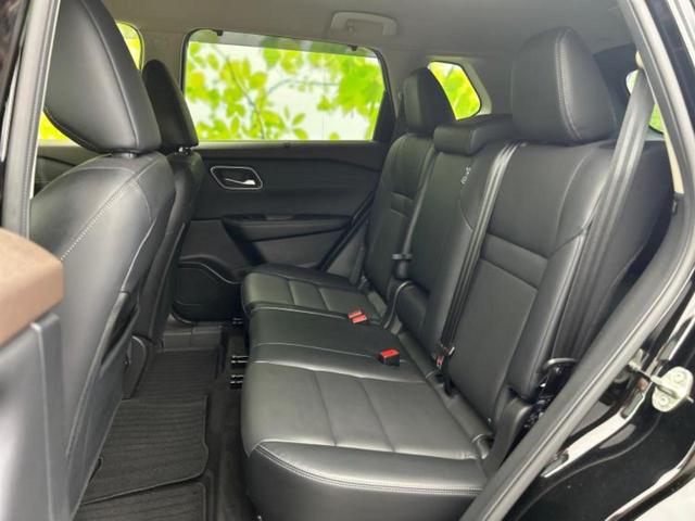 エクストレイル Ｇ　★★★保証書／純正　１２．３インチ　メモリーナビ／インテリジェントルームミラー／エマージェンシーブレーキ／シートヒーター　全席／アラウンドビューモニター／車線逸脱防止支援システム／シート　合皮（8枚目）