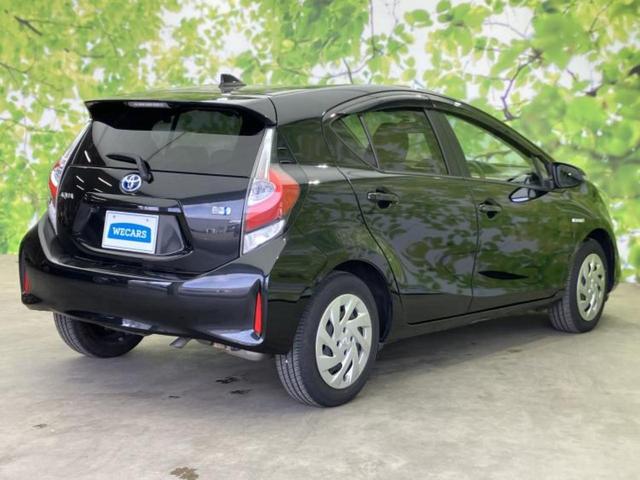 アクア S 社外 SDナビ/Bluetooth接続/ETC/EBD付ABS/横滑り防止装置/アイドリングストップ/バックモニター/フルセグTV/DVD/エアバッグ 運転席/エアバッグ 助手席/パワーウインドウ(3枚目)