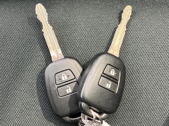 アクア S 社外 SDナビ/Bluetooth接続/ETC/EBD付ABS/横滑り防止装置/アイドリングストップ/バックモニター/フルセグTV/DVD/エアバッグ 運転席/エアバッグ 助手席/パワーウインドウ(42枚目)