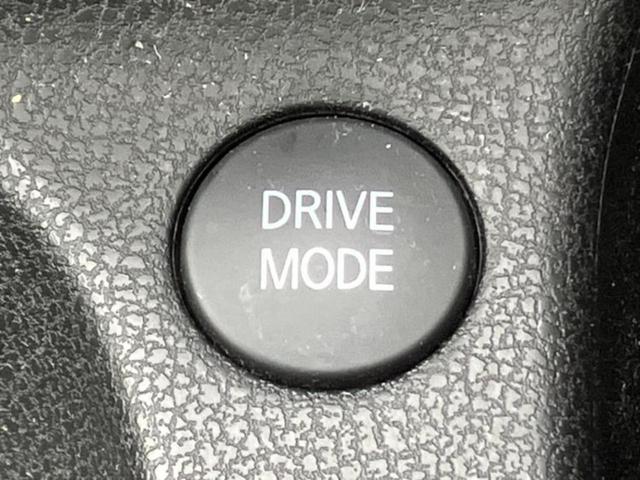 ノート eパワーX 新品タイヤ/純正 SDナビ/インテリジェントルームミラー/エマージェンシーブレーキ/アラウンドビューモニター/車線逸脱防止支援システム/Bluetooth接続/ETC/EBD付ABS/横滑り防止装置(28枚目)