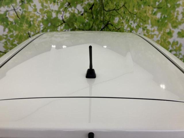 ノート eパワーX 新品タイヤ/純正 SDナビ/インテリジェントルームミラー/エマージェンシーブレーキ/アラウンドビューモニター/車線逸脱防止支援システム/Bluetooth接続/ETC/EBD付ABS/横滑り防止装置(47枚目)