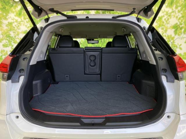 エクストレイル ４ＷＤ２０Ｘｉ　社外　１０インチ　ＳＤナビ／インテリジェントルームミラー／衝突安全装置／アラウンドビューモニター／車線逸脱防止支援システム／シート　合皮／電動バックドア／ヘッドランプ　ＬＥＤ　衝突被害軽減システム（8枚目）