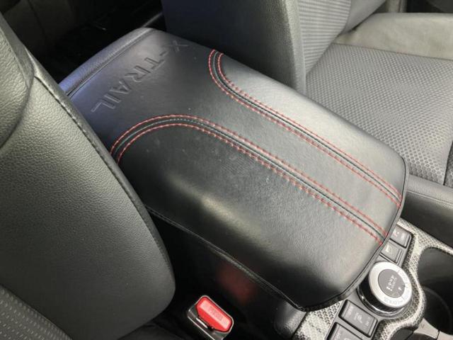 エクストレイル ４ＷＤ２０Ｘｉ　社外　１０インチ　ＳＤナビ／インテリジェントルームミラー／衝突安全装置／アラウンドビューモニター／車線逸脱防止支援システム／シート　合皮／電動バックドア／ヘッドランプ　ＬＥＤ　衝突被害軽減システム（30枚目）
