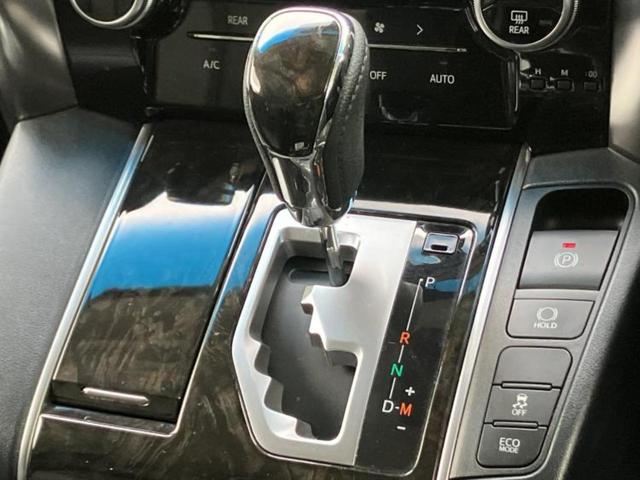 ヴェルファイア Ｚ　Ａエディション　新品タイヤ／モデリスタエアロ／保証書／純正　９インチ　ＳＤナビ／トヨタセーフティセンス／両側電動スライドドア／ヘッドランプ　ＬＥＤ／Ｂｌｕｅｔｏｏｔｈ接続／ＥＴＣ／ＥＢＤ付ＡＢＳ／横滑り防止装置（17枚目）