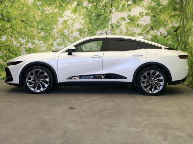 クラウンクロスオーバー ４ＷＤ　Ｇアドバンスドレザーパッケージ　新品タイヤ／保証書／ディスプレイオーディオ＋ナビ１２．３インチ／デジタルインナーミラー／トヨタセーフティセンス／シートヒーター　前席／全方位モニター／車線逸脱防止支援システム／シート　合皮　電動シート（2枚目）