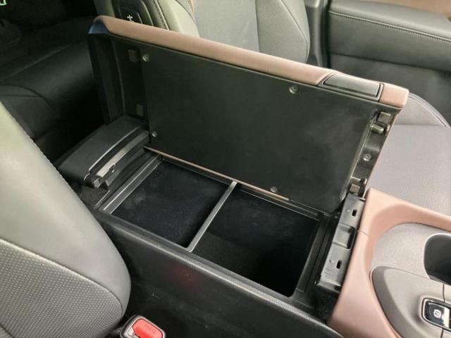 クラウンクロスオーバー ４ＷＤ　Ｇアドバンスドレザーパッケージ　新品タイヤ／保証書／ディスプレイオーディオ＋ナビ１２．３インチ／デジタルインナーミラー／トヨタセーフティセンス／シートヒーター　前席／全方位モニター／車線逸脱防止支援システム／シート　合皮　電動シート（31枚目）