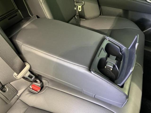 クラウンクロスオーバー ４ＷＤ　Ｇアドバンスドレザーパッケージ　新品タイヤ／保証書／ディスプレイオーディオ＋ナビ１２．３インチ／デジタルインナーミラー／トヨタセーフティセンス／シートヒーター　前席／全方位モニター／車線逸脱防止支援システム／シート　合皮　電動シート（32枚目）