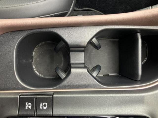 クラウンクロスオーバー ４ＷＤ　Ｇアドバンスドレザーパッケージ　新品タイヤ／保証書／ディスプレイオーディオ＋ナビ１２．３インチ／デジタルインナーミラー／トヨタセーフティセンス／シートヒーター　前席／全方位モニター／車線逸脱防止支援システム／シート　合皮　電動シート（36枚目）