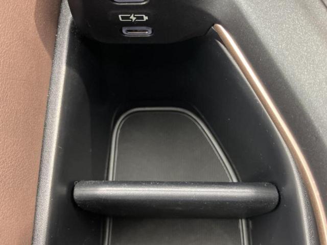 クラウンクロスオーバー ４ＷＤ　Ｇアドバンスドレザーパッケージ　新品タイヤ／保証書／ディスプレイオーディオ＋ナビ１２．３インチ／デジタルインナーミラー／トヨタセーフティセンス／シートヒーター　前席／全方位モニター／車線逸脱防止支援システム／シート　合皮　電動シート（37枚目）