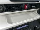 ストライプスＧ　純正　メモリーナビ／スマートアシスト（トヨタ・ダイハツ）／両側電動スライドドア／シートヒーター　前席／パノラマモニター／車線逸脱防止支援システム／登録済未使用車／ドライブレコーダー　純正　全周囲カメラ（47枚目）