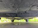 車両前方側の下廻り画像です。エンジン付近から車両中央部までの状態を確認いただけます。◆ご購入前に気になる下廻りの様子を把握したい方は、店頭スタッフまでお問い合わせ下さい。