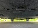 車両前方側の下廻り画像です。エンジン付近から車両中央部までの状態を確認いただけます。◆ご購入前に気になる下廻りの様子を把握したい方は、店頭スタッフまでお問い合わせ下さい。